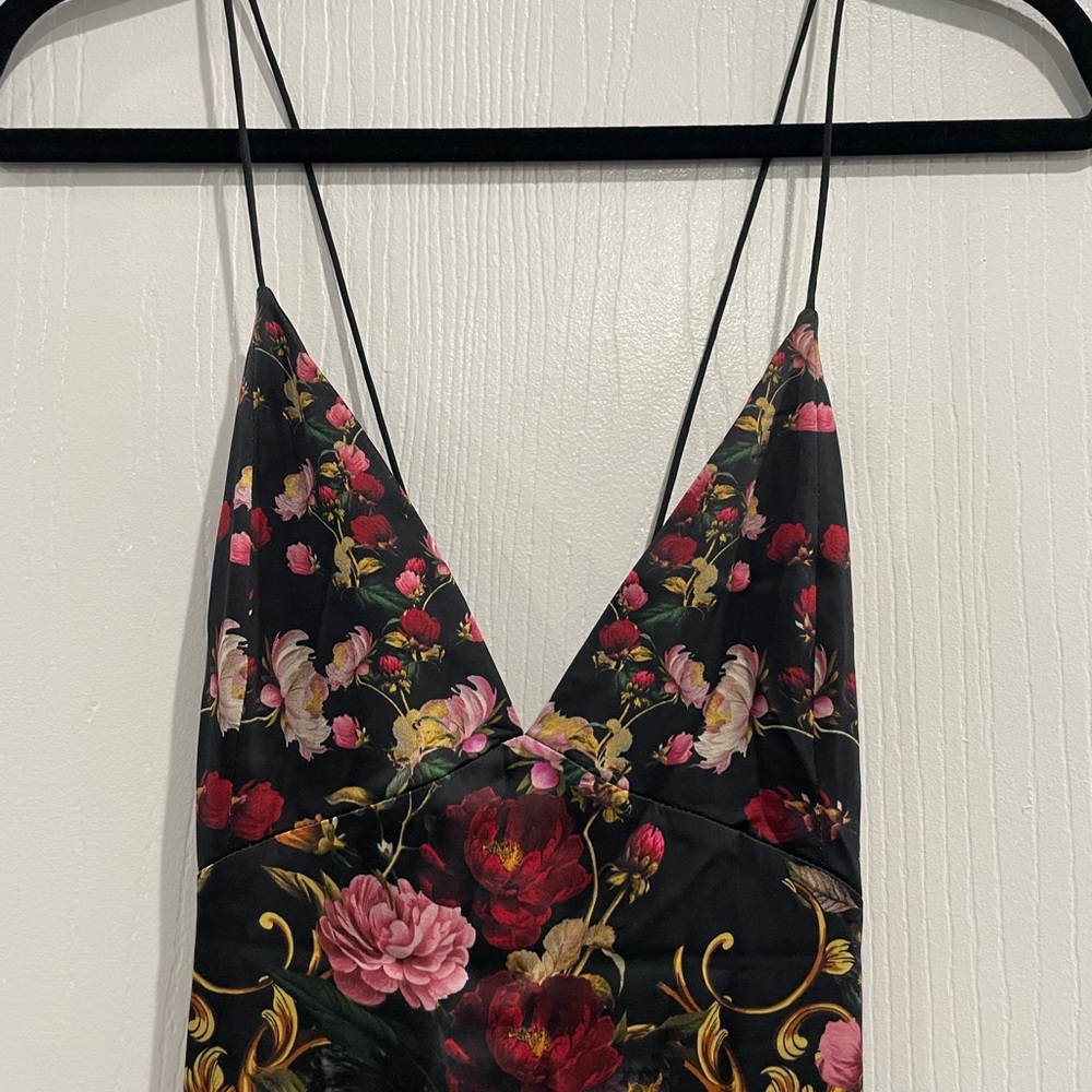Alice + Olivia Milta Floral Satin Mermaid Slipdress - Picture 2 of 8